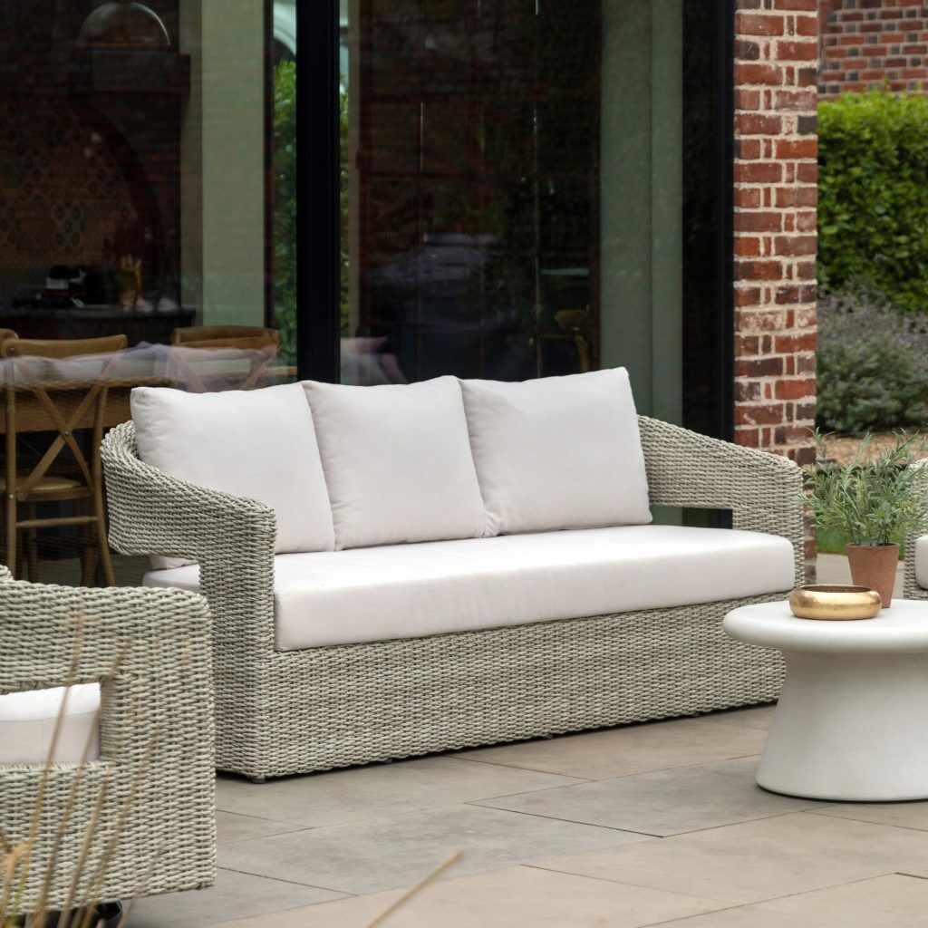 | Garden Furniture Online